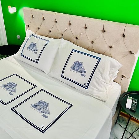 Casa Verde Di Giorgio 10 Mins Walk From Piraeus Port Exterior photo