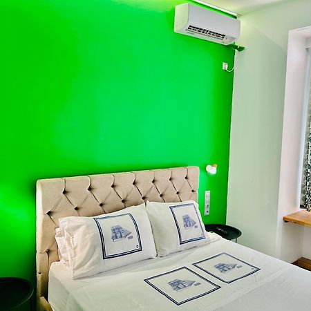 Casa Verde Di Giorgio 10 Mins Walk From Piraeus Port Exterior photo